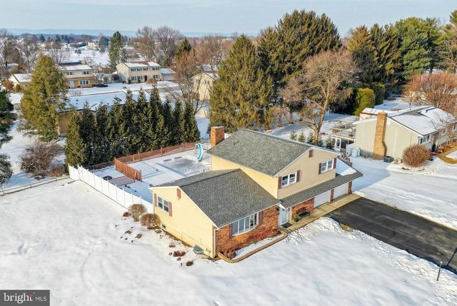 300 WIDDERS DRIVE, Mechanicsburg, PA 17055