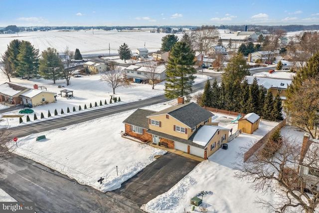 300 WIDDERS DRIVE, Mechanicsburg, PA 17055