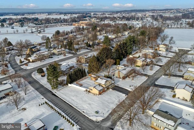 300 WIDDERS DRIVE, Mechanicsburg, PA 17055