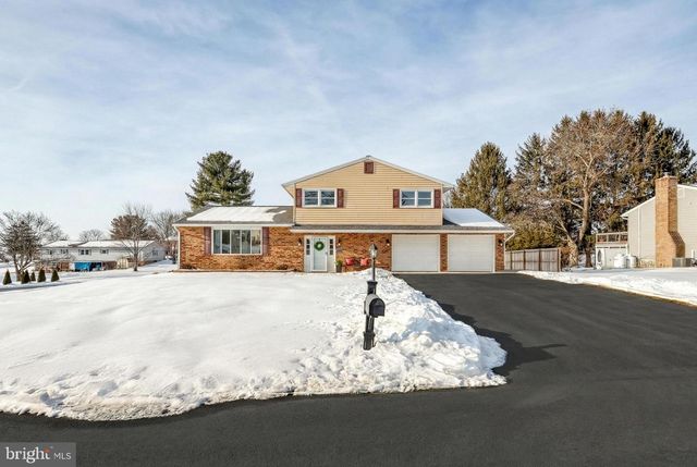 300 WIDDERS DRIVE, Mechanicsburg, PA 17055