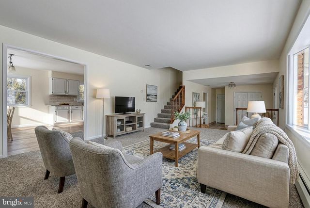 300 WIDDERS DRIVE, Mechanicsburg, PA 17055