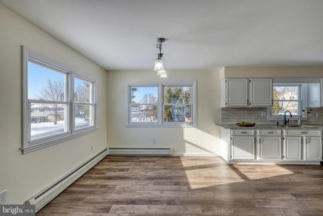 300 WIDDERS DRIVE, Mechanicsburg, PA 17055