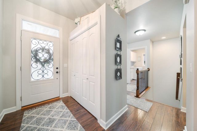 525 Michigan AVENUE, Oostburg, WI 53070