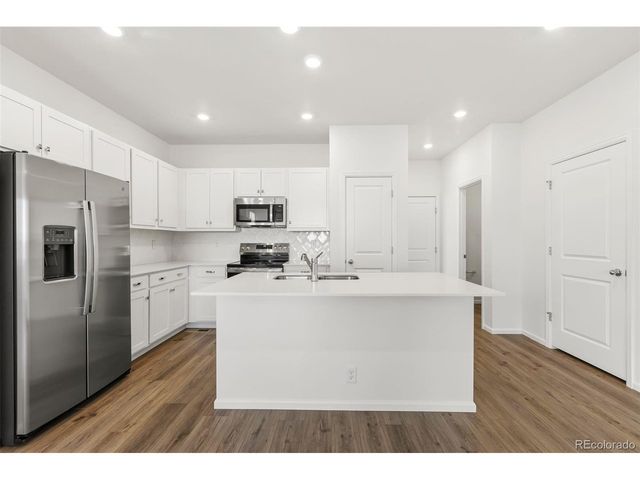 24246 E 53rd Dr, Aurora, CO 80019