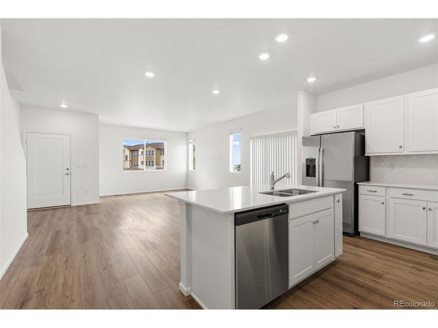 24246 E 53rd Dr, Aurora, CO 80019