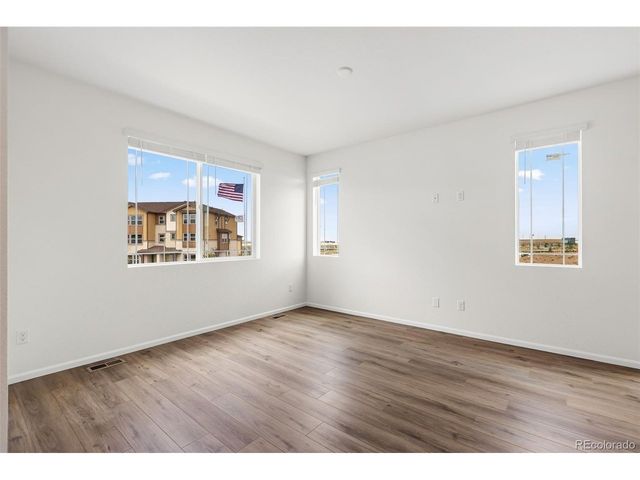 24246 E 53rd Dr, Aurora, CO 80019