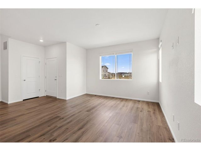 24246 E 53rd Dr, Aurora, CO 80019