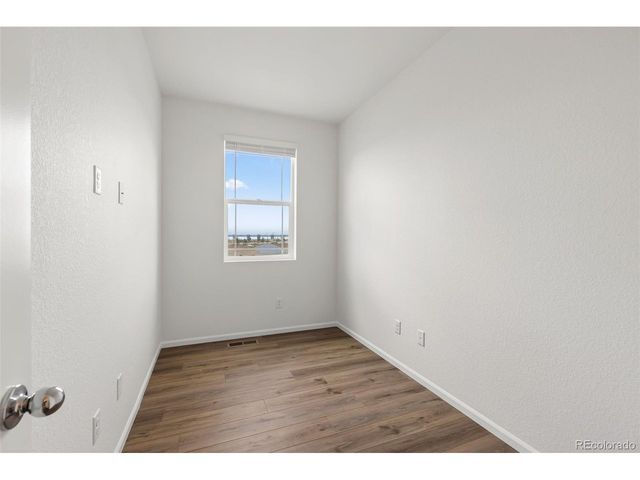 24246 E 53rd Dr, Aurora, CO 80019