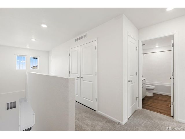 24246 E 53rd Dr, Aurora, CO 80019