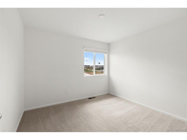 24246 E 53rd Dr, Aurora, CO 80019