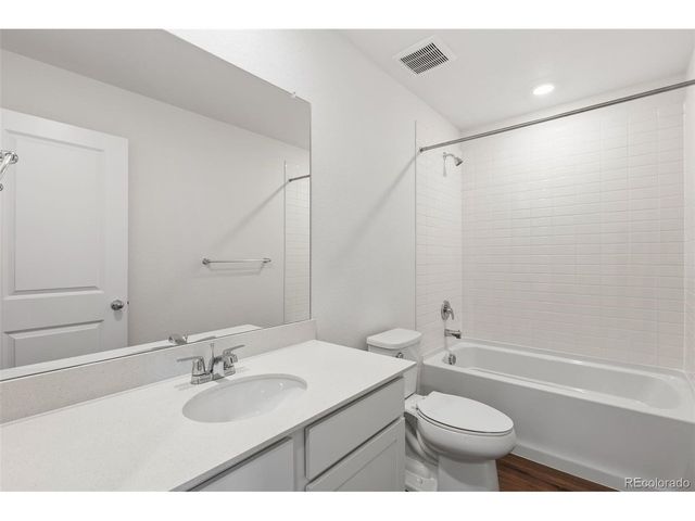 24246 E 53rd Dr, Aurora, CO 80019