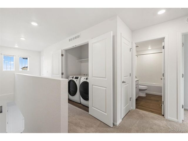 24246 E 53rd Dr, Aurora, CO 80019