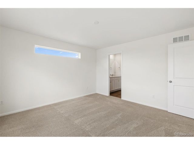 24246 E 53rd Dr, Aurora, CO 80019