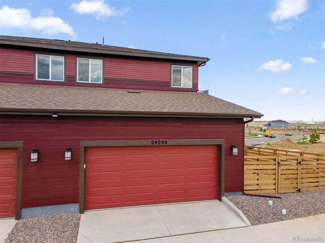 24246 E 53rd Dr, Aurora, CO 80019