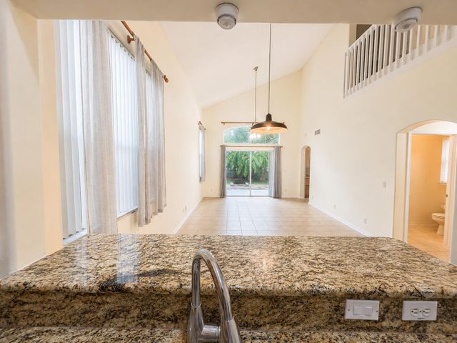 6711 GREEN ISLAND Circle, Lake Worth, FL 33463