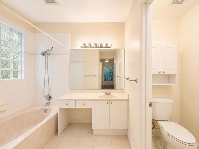 6711 GREEN ISLAND Circle, Lake Worth, FL 33463