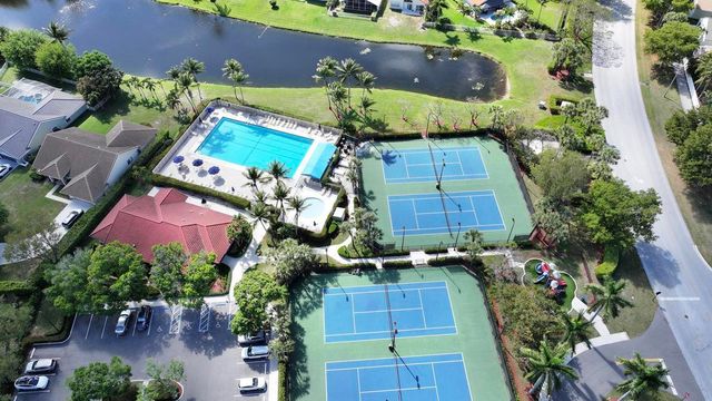 6711 GREEN ISLAND Circle, Lake Worth, FL 33463