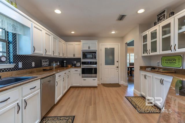 510 Patlynn Drive, Fairhope, AL 36532