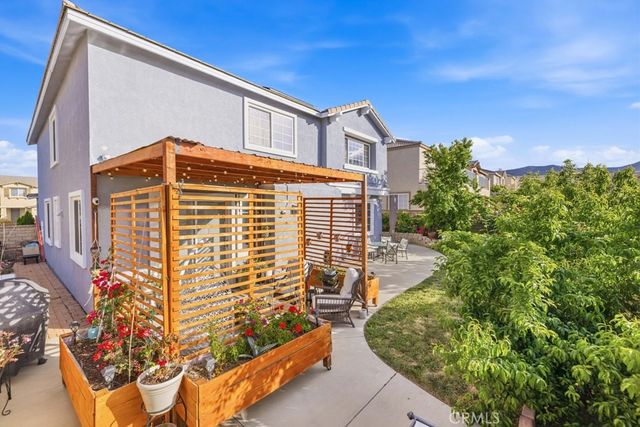 37527 Persimmon, Palmdale, CA 93551