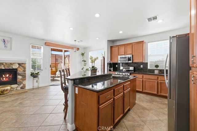 37527 Persimmon, Palmdale, CA 93551