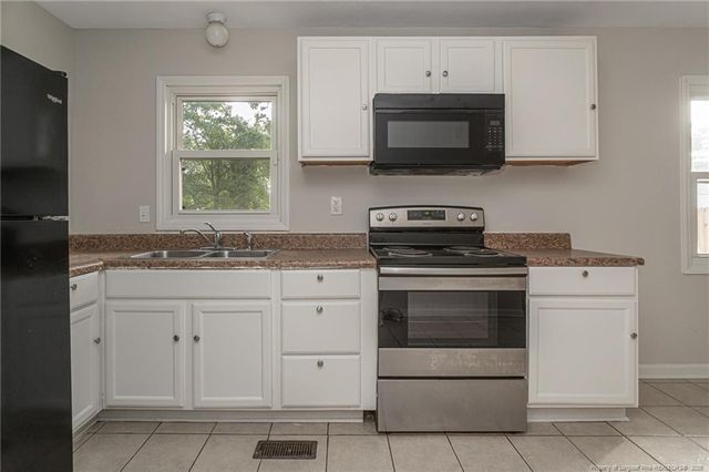 5475 Lazybrook Court, Fayetteville, NC 28314