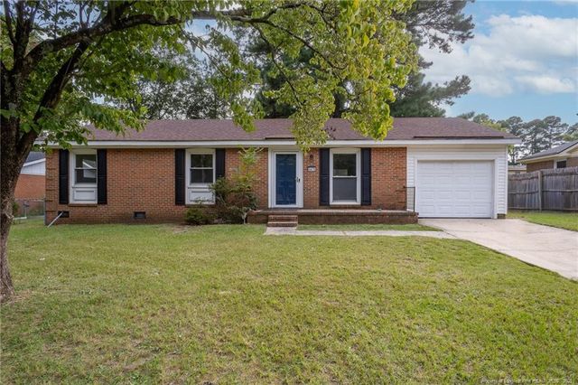 5475 Lazybrook Court, Fayetteville, NC 28314
