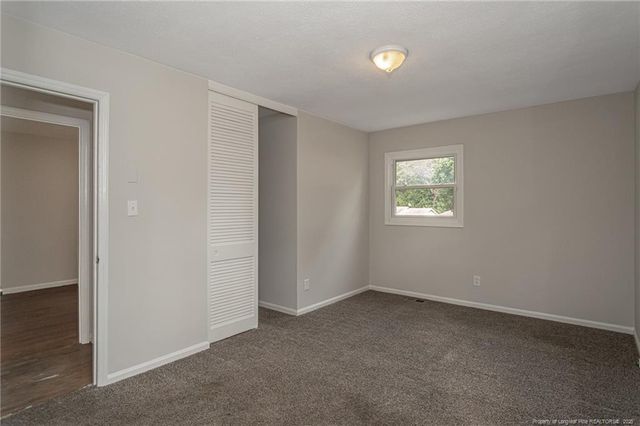 5475 Lazybrook Court, Fayetteville, NC 28314