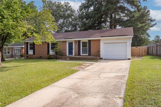 5475 Lazybrook Court, Fayetteville, NC 28314