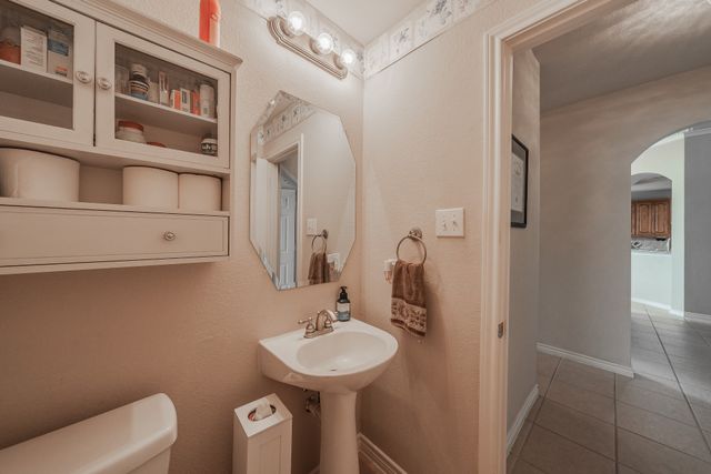 1424 Bassett Hound Drive, Fort Worth, TX 76052
