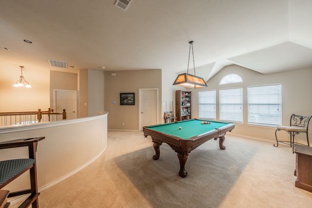 1424 Bassett Hound Drive, Fort Worth, TX 76052