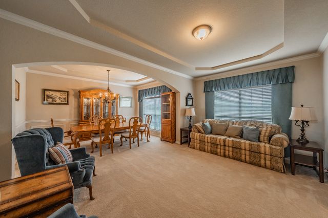 1424 Bassett Hound Drive, Fort Worth, TX 76052