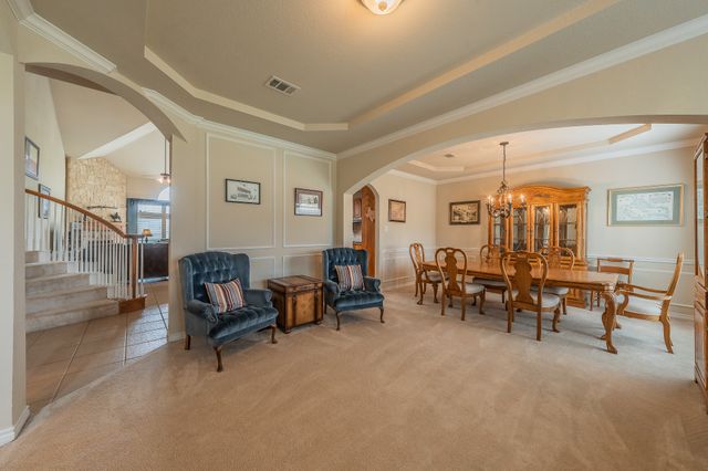 1424 Bassett Hound Drive, Fort Worth, TX 76052