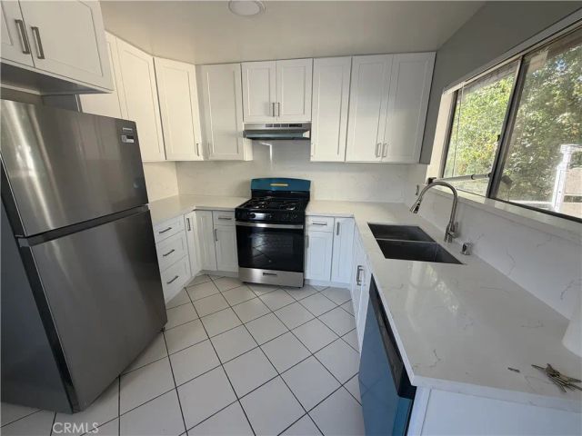 9800 Vesper 96, Panorama City, CA 91402