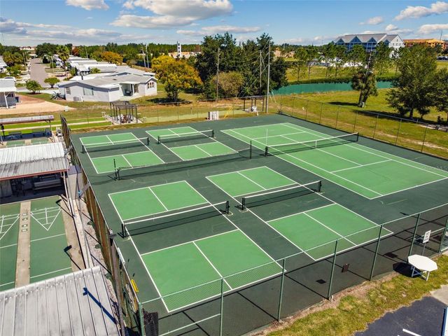 711 POLO PARK BOULEVARD, Davenport, FL 33897