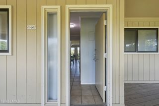 40 Folly Field Rd Apt C302, Hilton Head Island, SC 29928