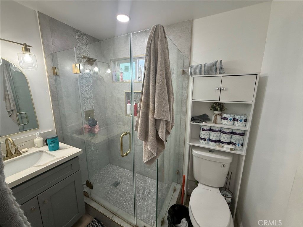 Image 48 of property listing at 1101 W 152nd, Compton, CA 90220