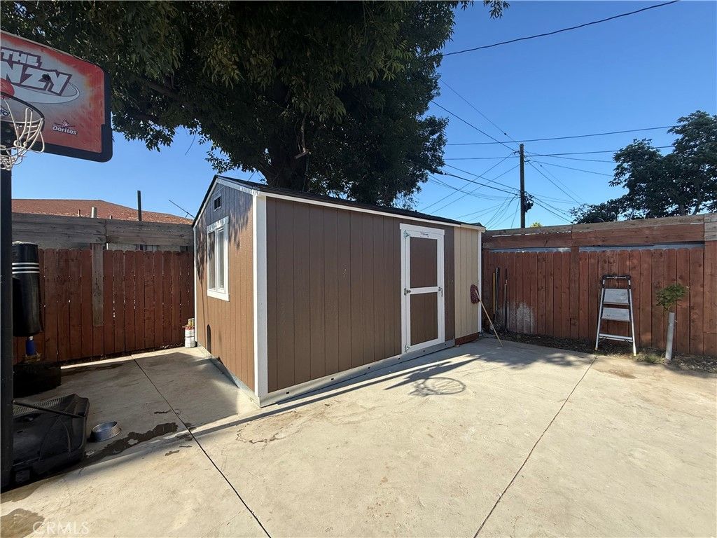 Image 56 of property listing at 1101 W 152nd, Compton, CA 90220