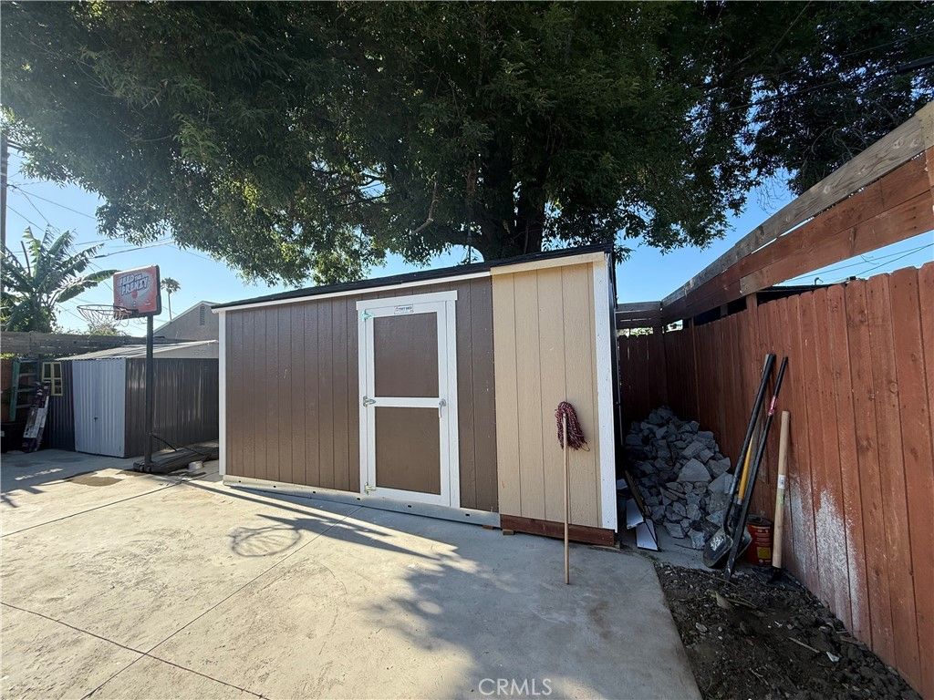 Image 57 of property listing at 1101 W 152nd, Compton, CA 90220