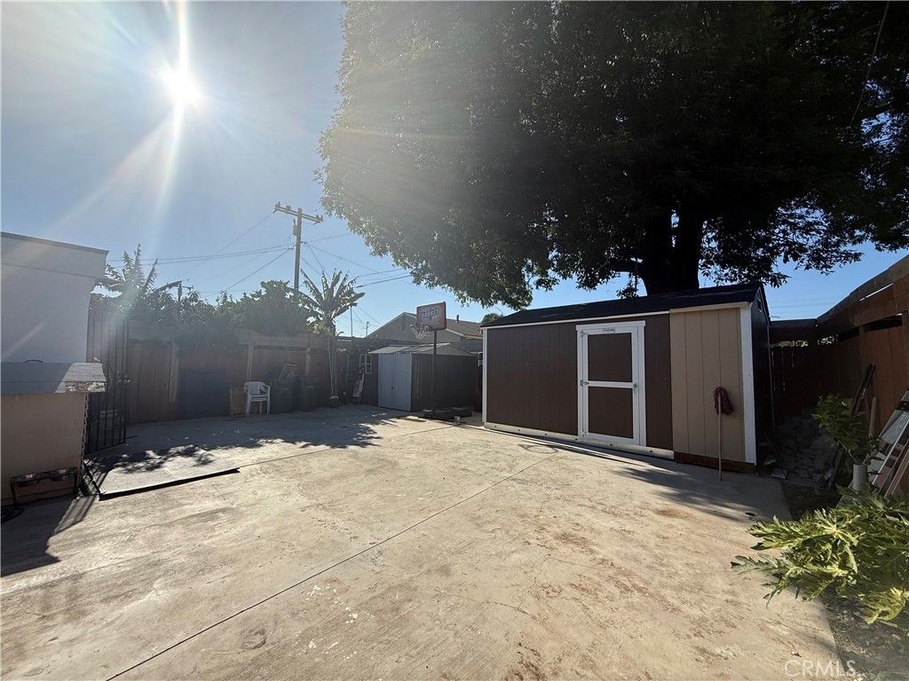 Image 66 of property listing at 1101 W 152nd, Compton, CA 90220