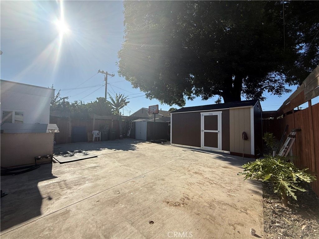Image 68 of property listing at 1101 W 152nd, Compton, CA 90220