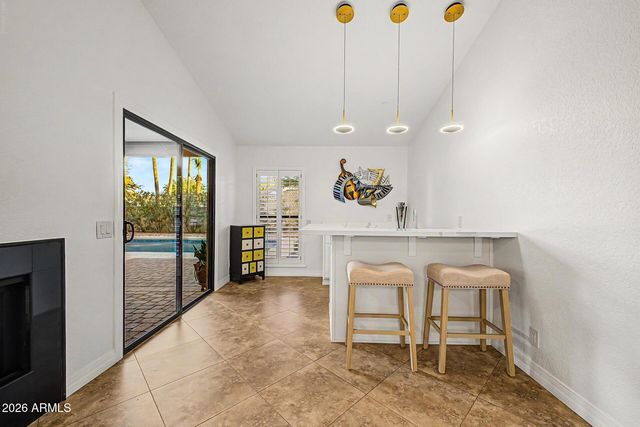 9795 E MISSION Lane, Scottsdale, AZ 85258