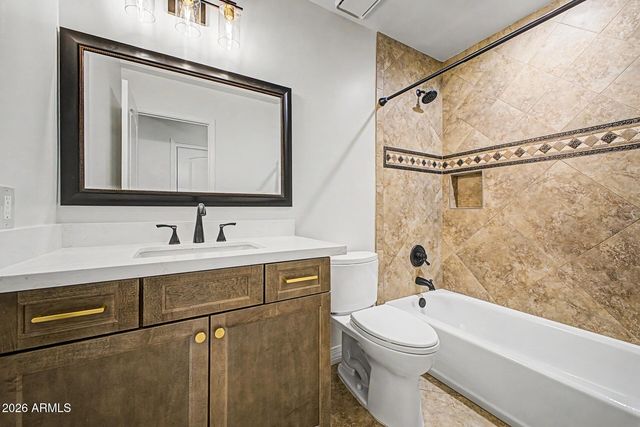 9795 E MISSION Lane, Scottsdale, AZ 85258