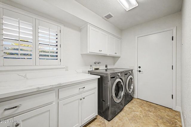 9795 E MISSION Lane, Scottsdale, AZ 85258