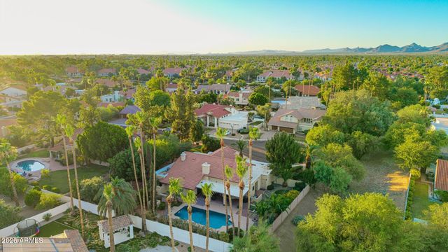 9795 E MISSION Lane, Scottsdale, AZ 85258