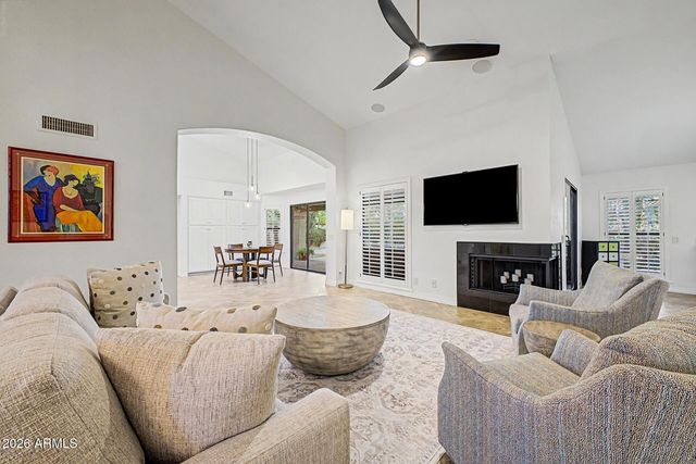 9795 E MISSION Lane, Scottsdale, AZ 85258