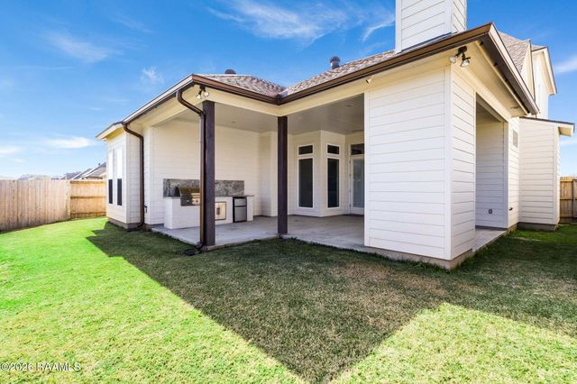 315 San Marcos Drive, Youngsville, LA 70592