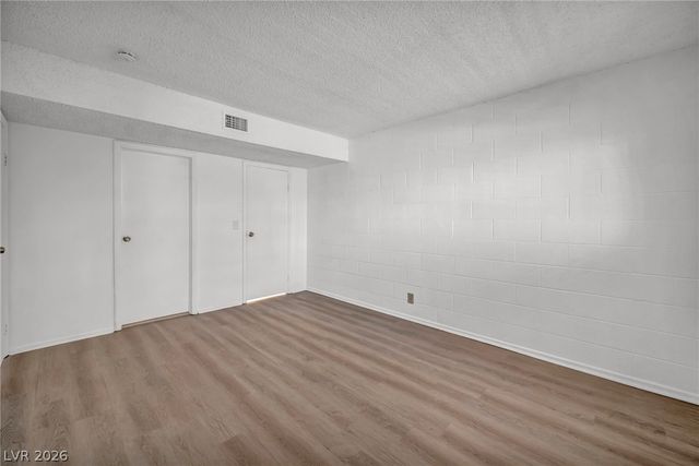 605 South Royal Crest Circle 9, Las Vegas, NV 89169