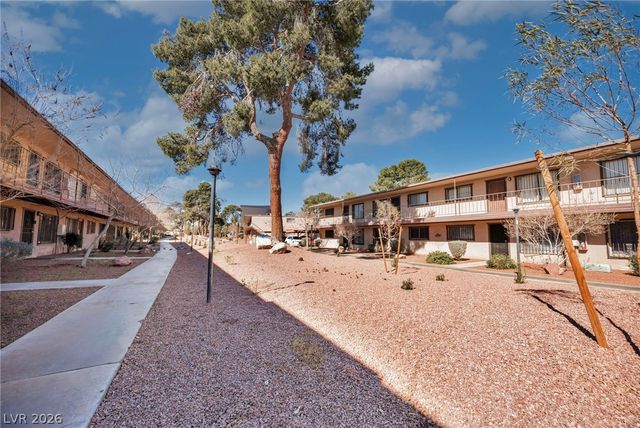 605 South Royal Crest Circle 9, Las Vegas, NV 89169