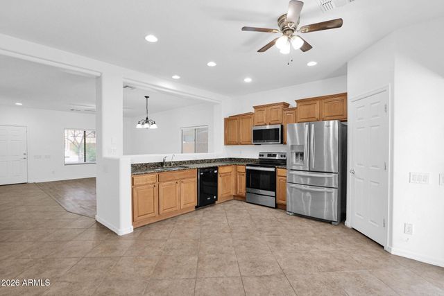 42825 W KRISTAL Lane, Maricopa, AZ 85138