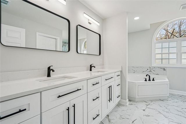 2122 Graystone Parkway, Grayson, GA 30017